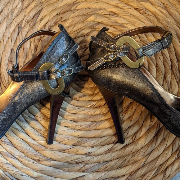 SAMPLE (W6*) - CARLOS SANTANA Oiled Bronze Mary Janes w/ Chain - Picture 4 of 8